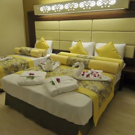 Noxinn Club Hotel Konaklı